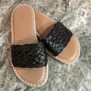 🍀Sale Old Navy Raffia Espadrille Slide Sandal Black Size 8